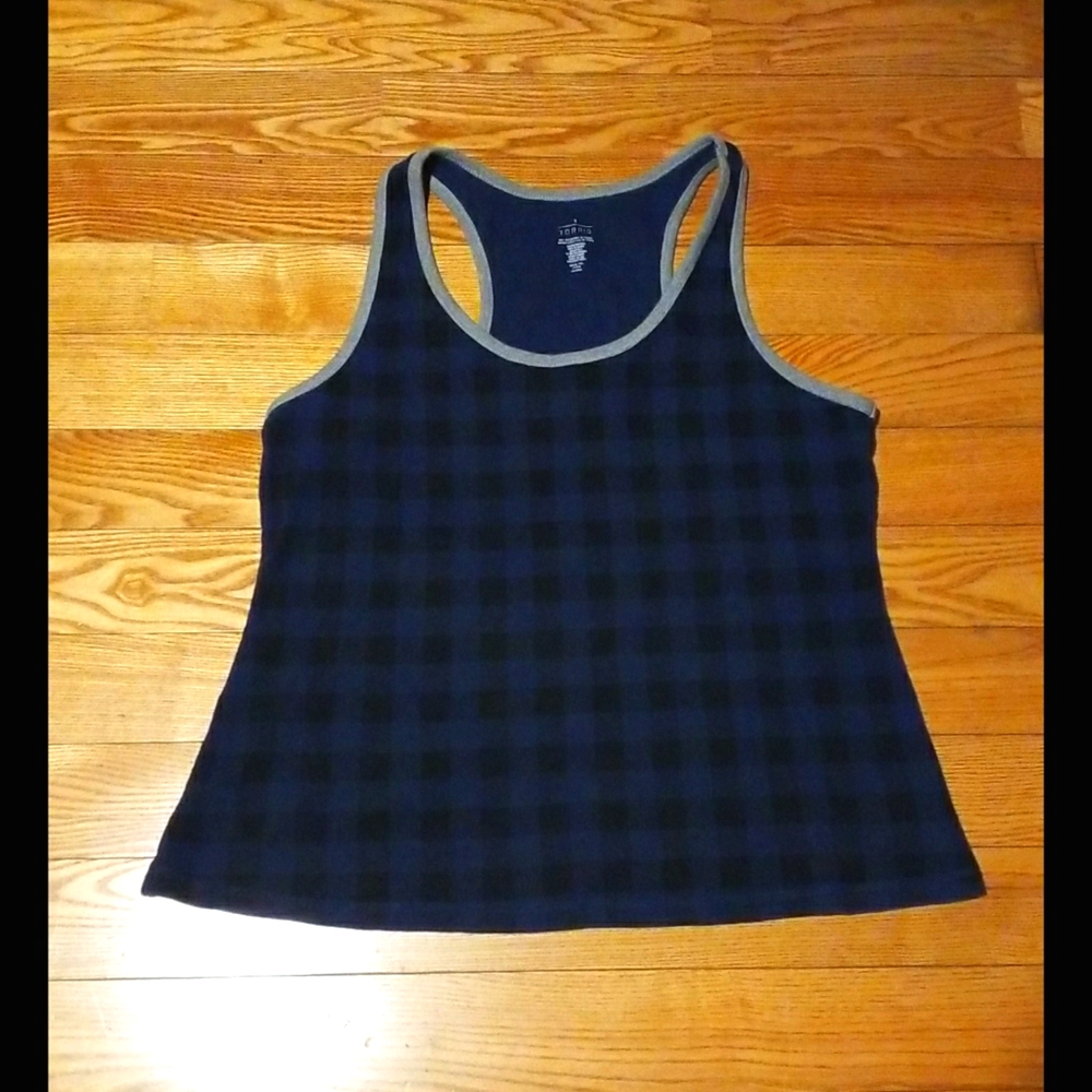 TORRID THERMAL TANK TOP SIZE 3